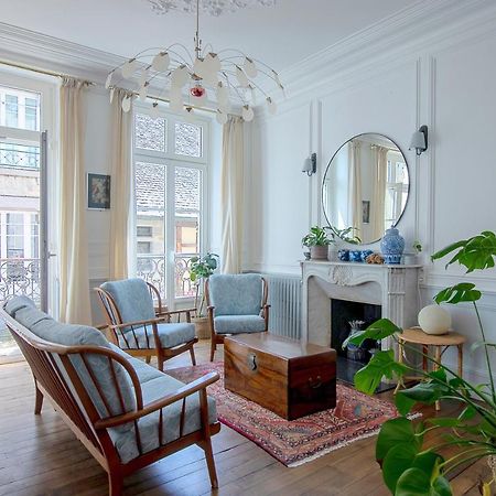 Appartement De La Tour De L'Horloge De 디난 외부 사진