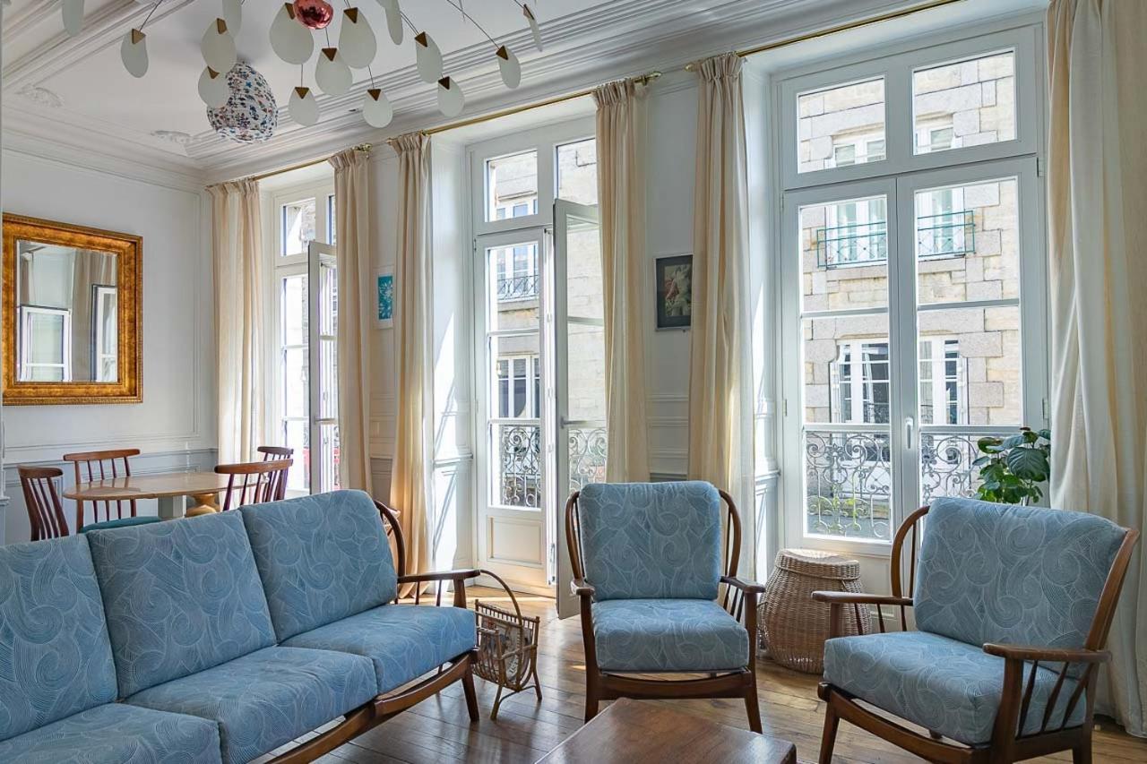 Appartement De La Tour De L'Horloge De 디난 외부 사진