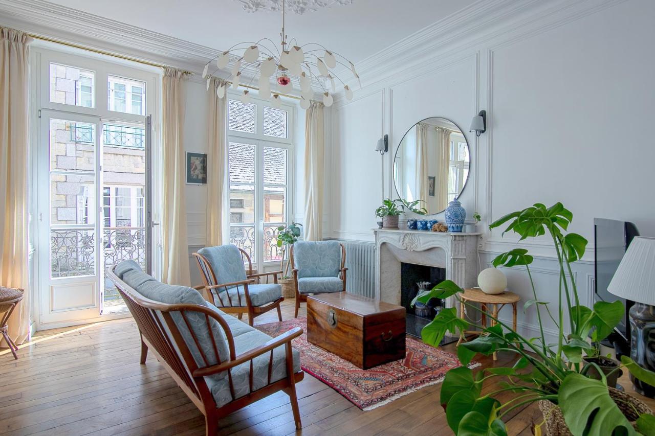 Appartement De La Tour De L'Horloge De 디난 외부 사진