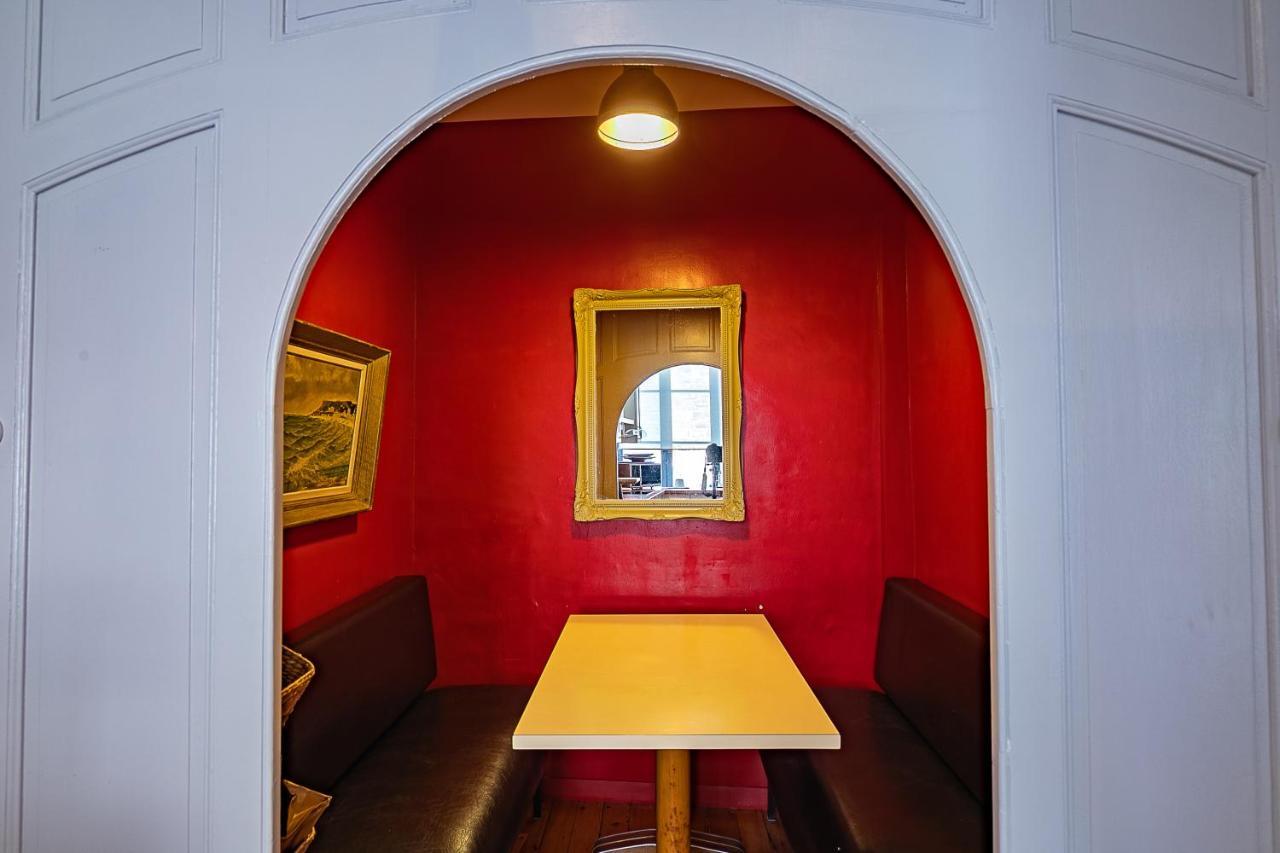 Appartement De La Tour De L'Horloge De 디난 외부 사진