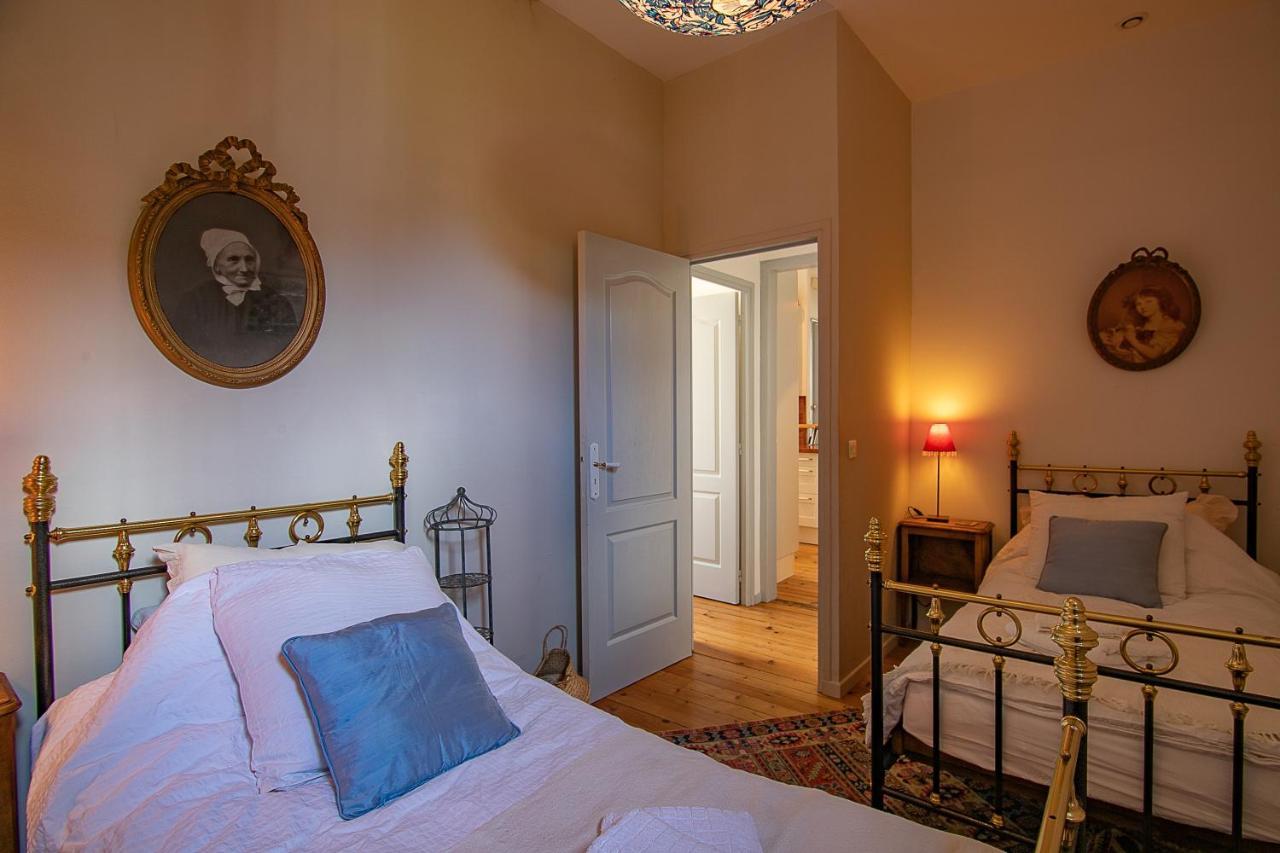 Appartement De La Tour De L'Horloge De 디난 외부 사진