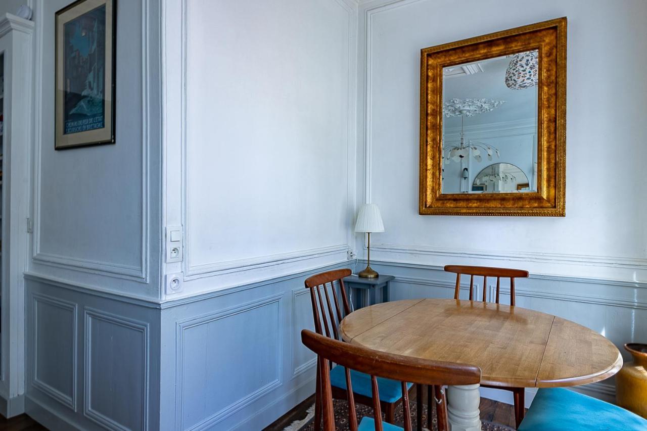 Appartement De La Tour De L'Horloge De 디난 외부 사진