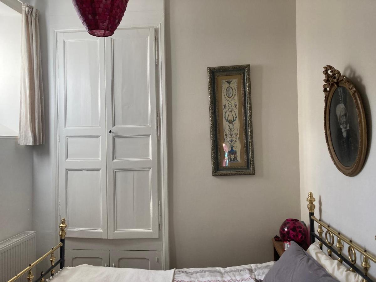 Appartement De La Tour De L'Horloge De 디난 외부 사진